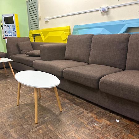 Pelangi Capsule Hostel Johor Bahru Bagian luar foto