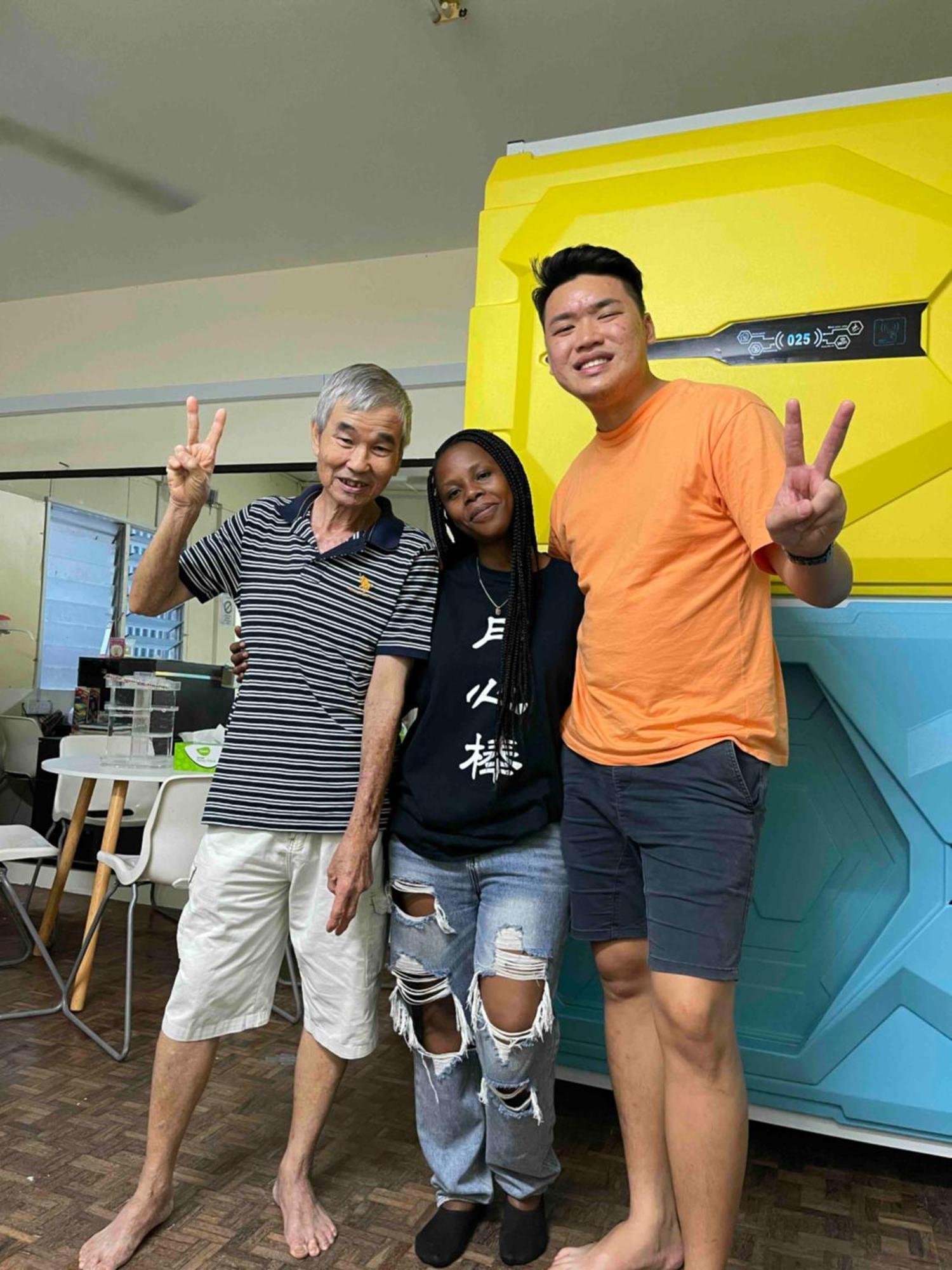 Pelangi Capsule Hostel Johor Bahru Bagian luar foto