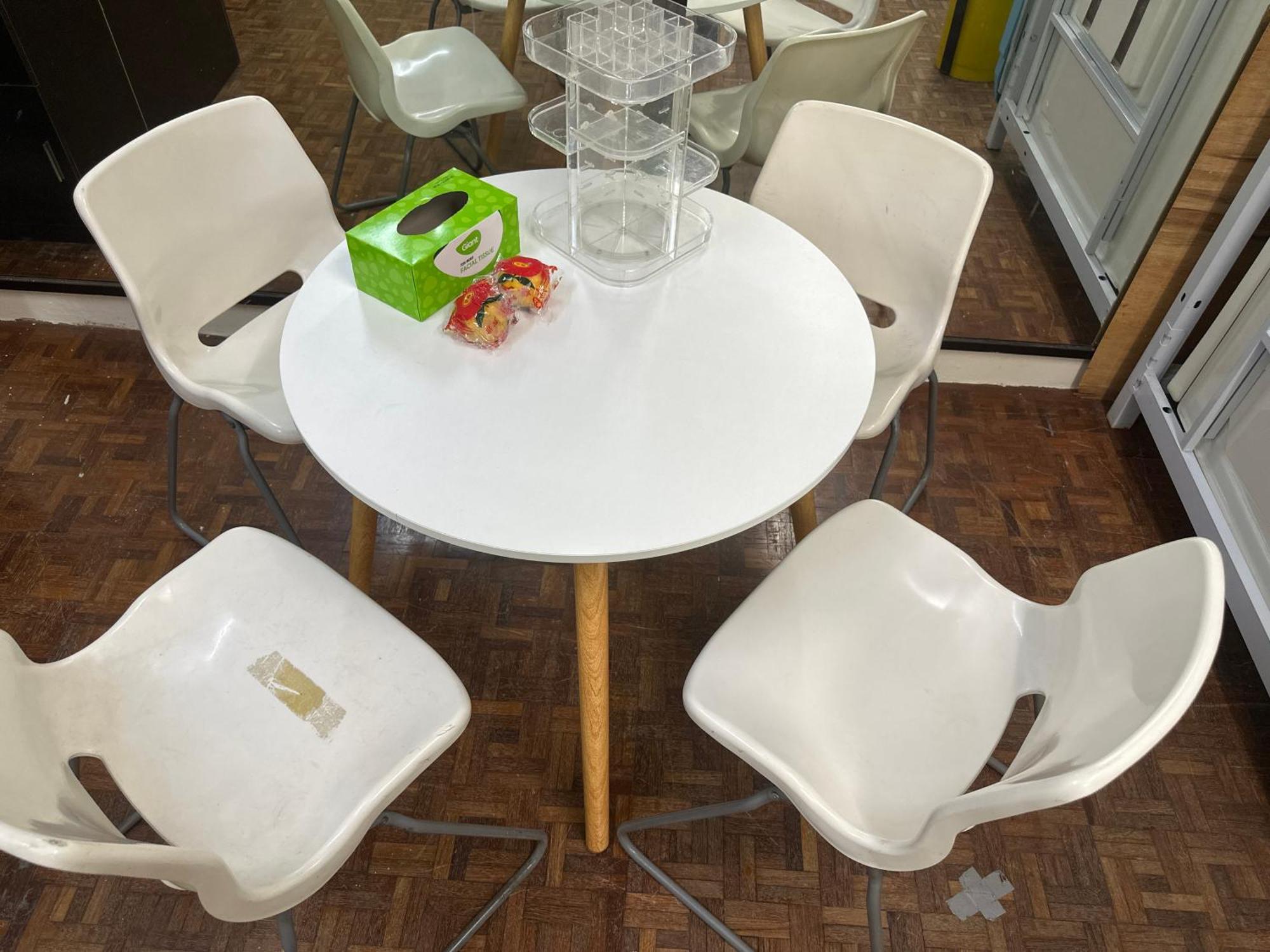 Pelangi Capsule Hostel Johor Bahru Bagian luar foto