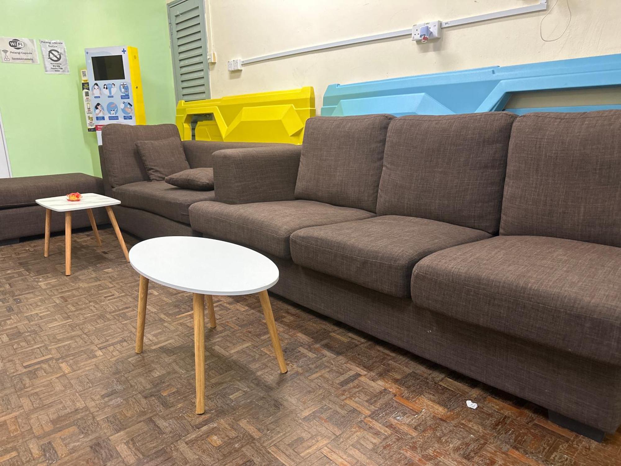 Pelangi Capsule Hostel Johor Bahru Bagian luar foto